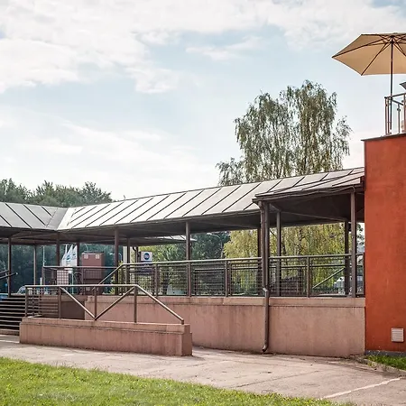 Готель Western Vista 4*