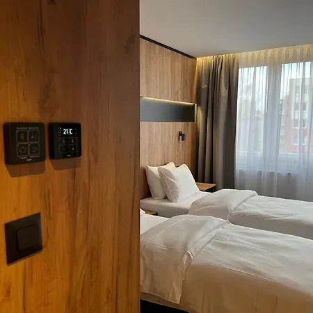 维斯塔贝斯特韦斯特酒店 酒店 俄斯特拉发