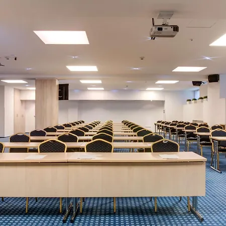 Otel Western Vista 4*