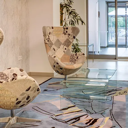 维斯塔贝斯特韦斯特酒店 酒店 俄斯特拉发