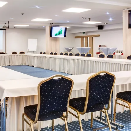 维斯塔贝斯特韦斯特酒店 酒店 俄斯特拉发