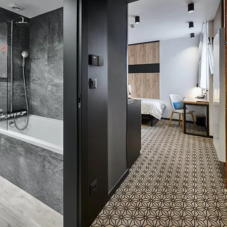 Western Vista 4*